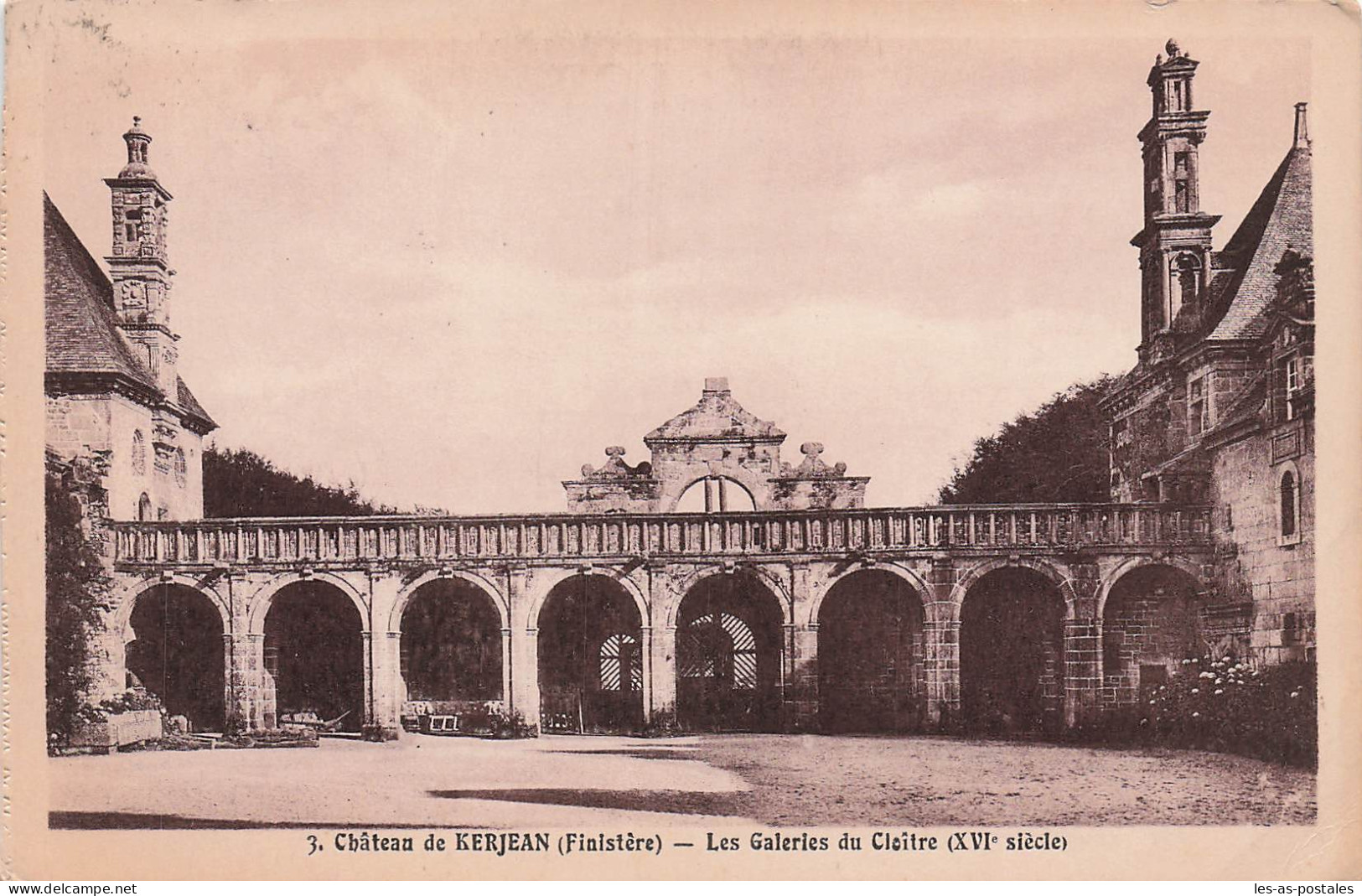 29 SAINT VOUGAY CHATEAU DE KERJEAN