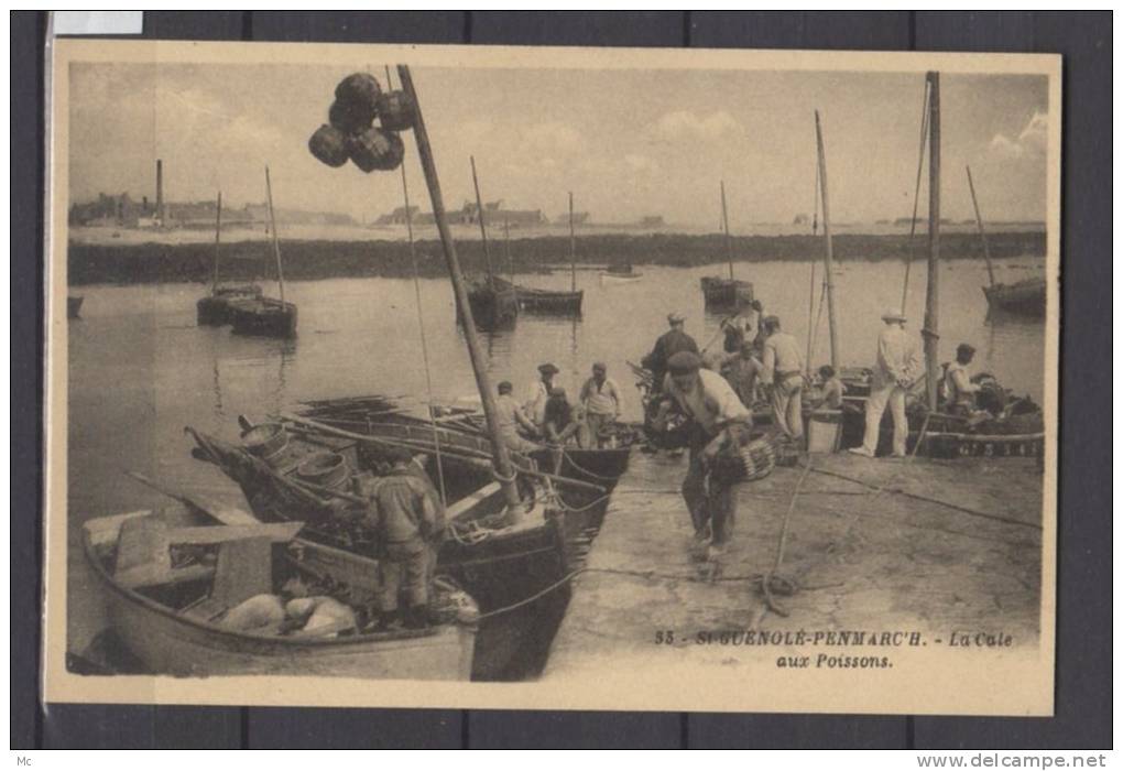 29 - St Guénolé - Penmarch - La cale aux poissons