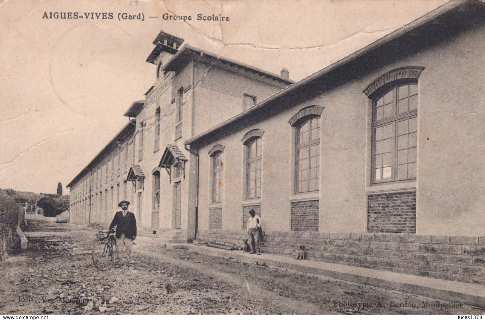 30 / AIGUES VIVES / GROUPE SCOLAIRE