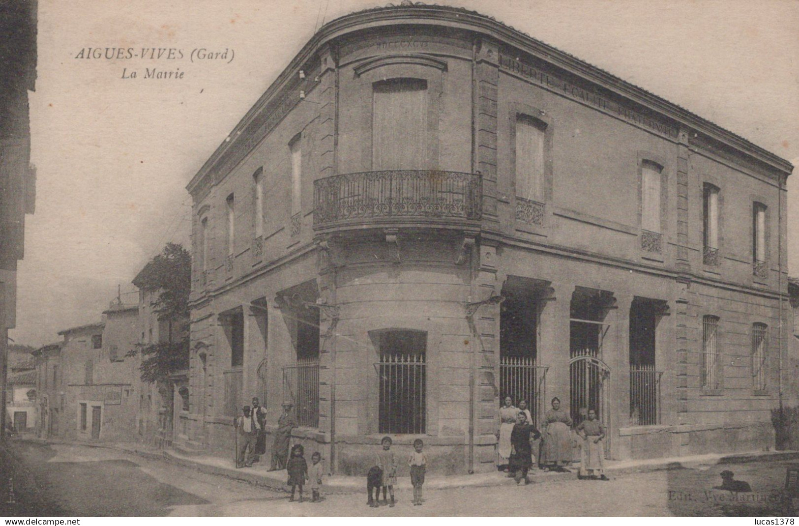 30 / AIGUES VIVES / LA MAIRIE