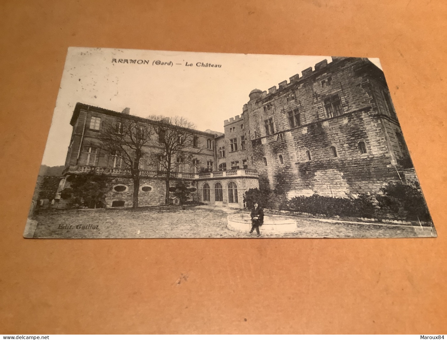 30/ aramon le chateau