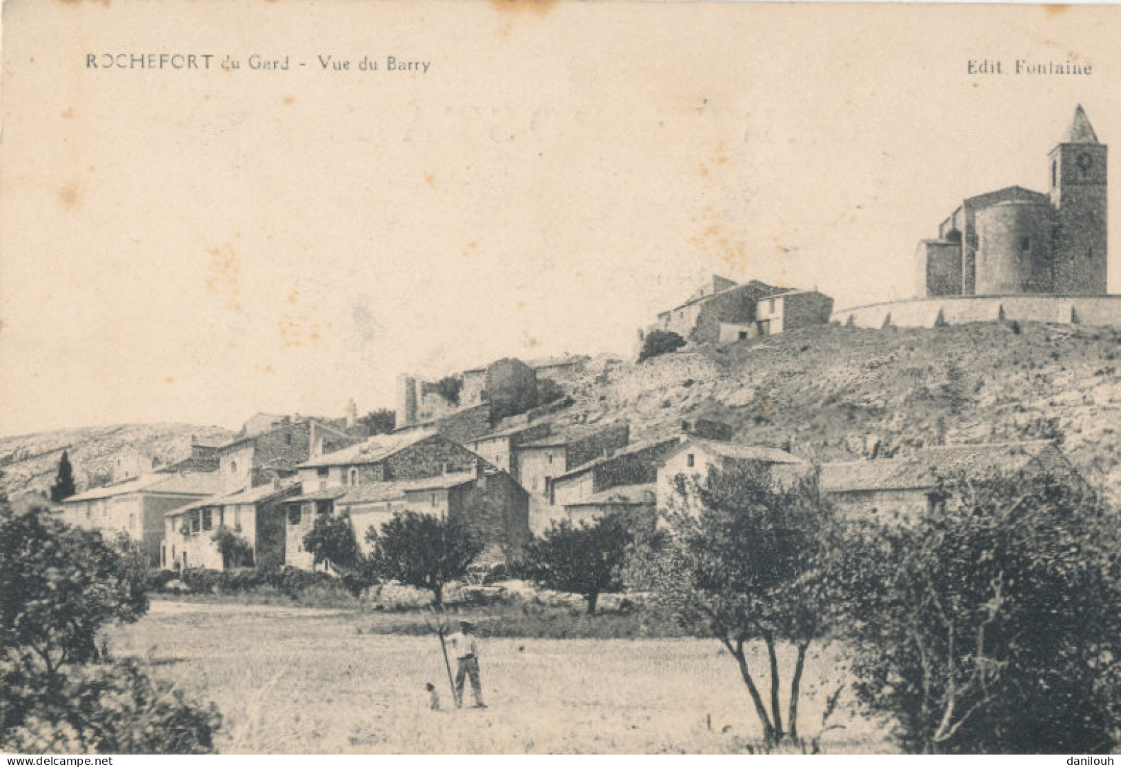 30 // ROCHEFORT DU GARD    vue du barry   edit Fontaine