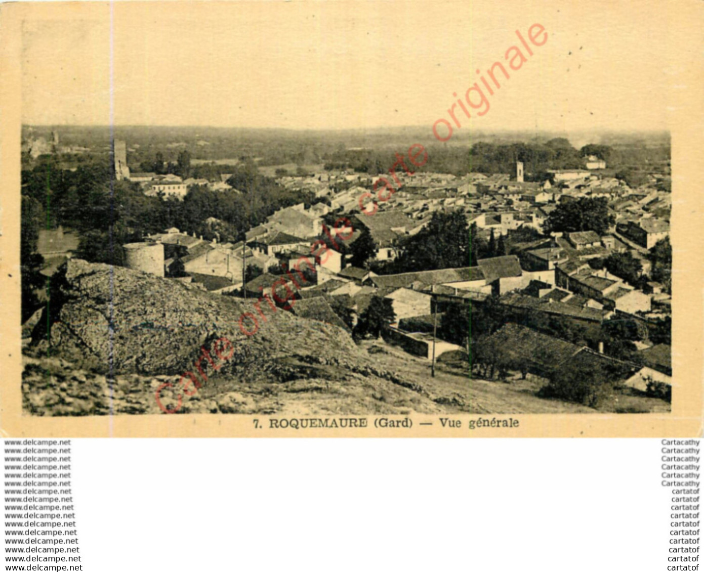 30.  ROQUEMAURE .  Vue générale.