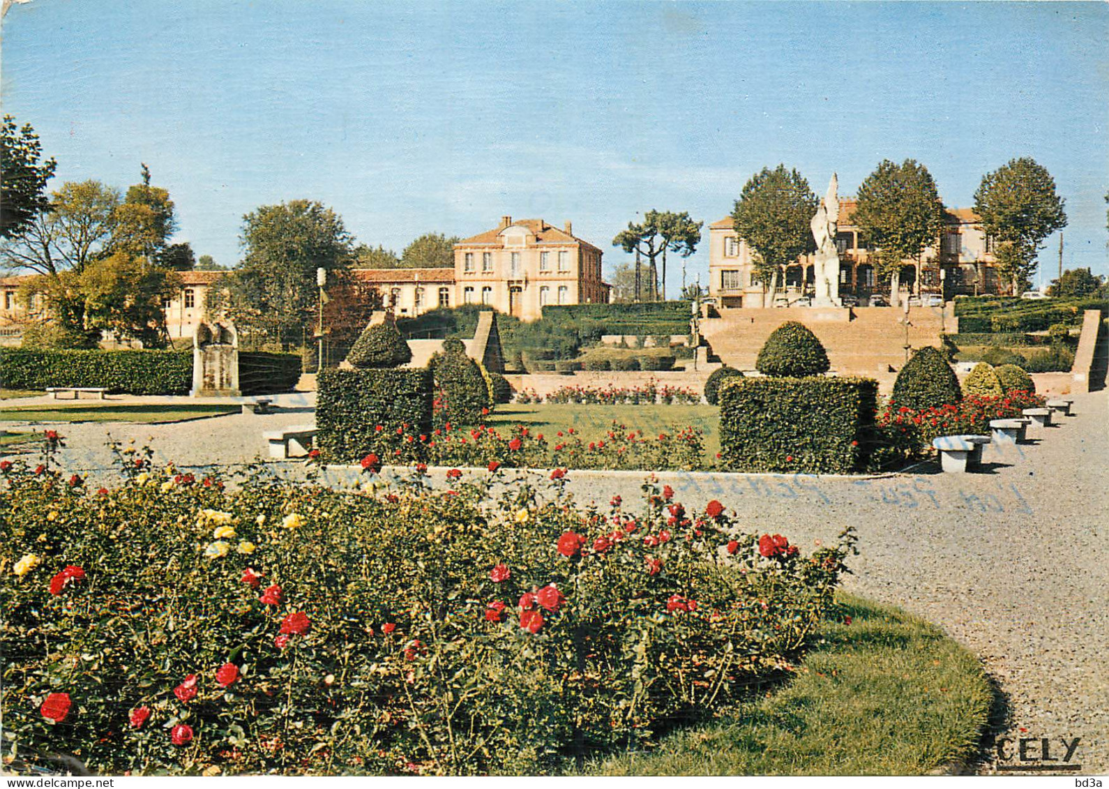 31 MURET