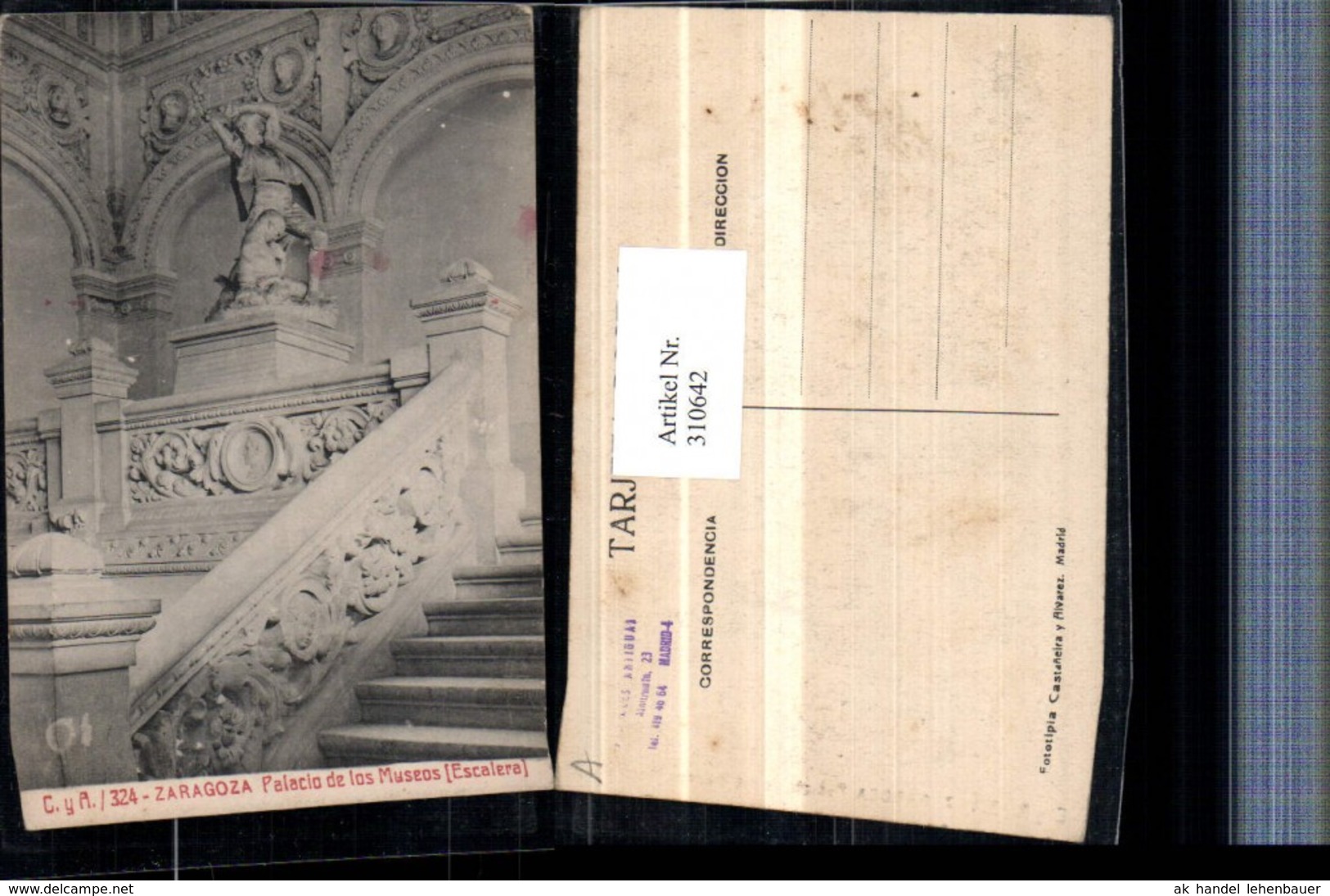 310642,Saragossa Zaragoza Palacio de los Museos Escalera Treppenhaus Statue