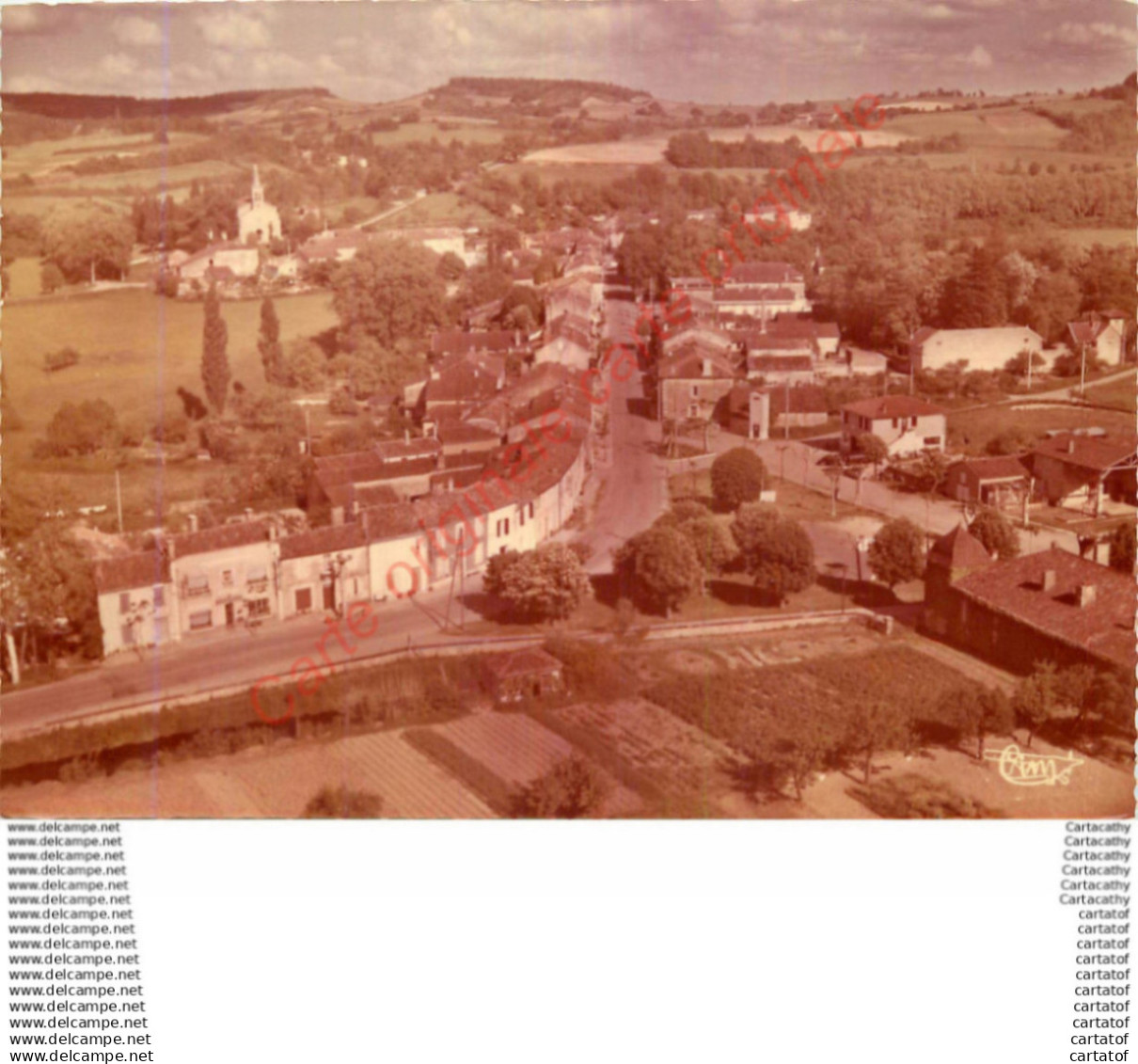 32.  CASTERA VERDUZAN . Vue générale .