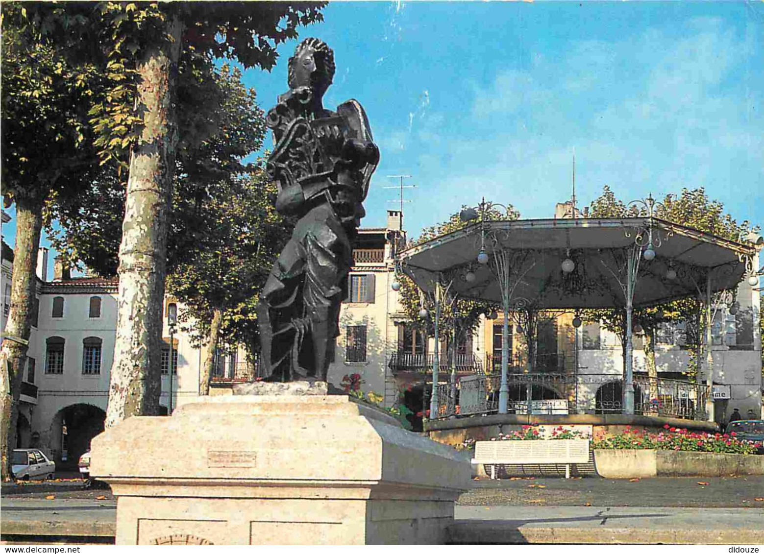 32 - Vic-Fezensac - Kiosque à musique - CPM - Voir Scans Recto-Verso