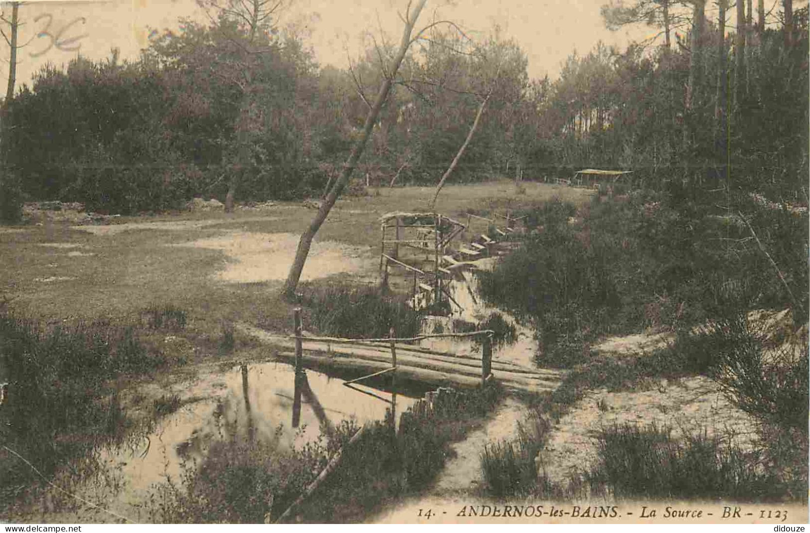 33 - Andernos les Bains - La source - CPA - Voir Scans Recto-Verso