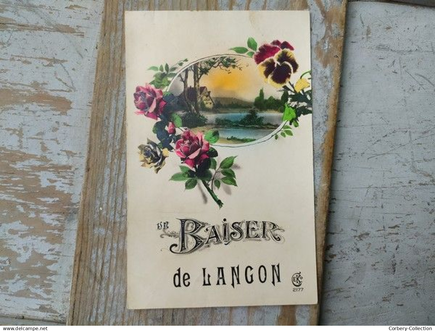 33. LANGON. CPA Fantaisie Un Baiser de Langon Fleurs Roses Pensées