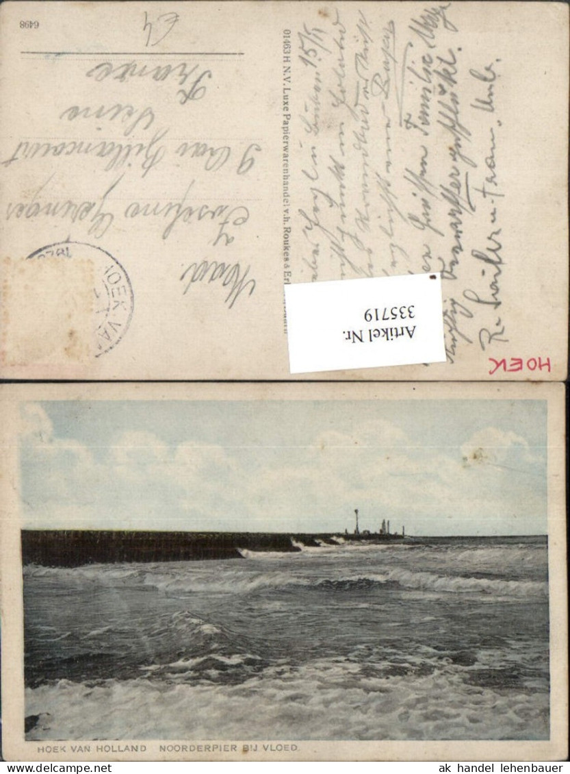 335719,Hoek van Holland Noorderpier bij Vloed Brandung