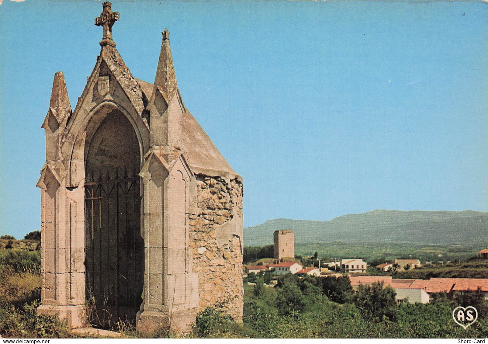 34 GIGNAC CALVAIRE ET VUE SUR GIGNAC