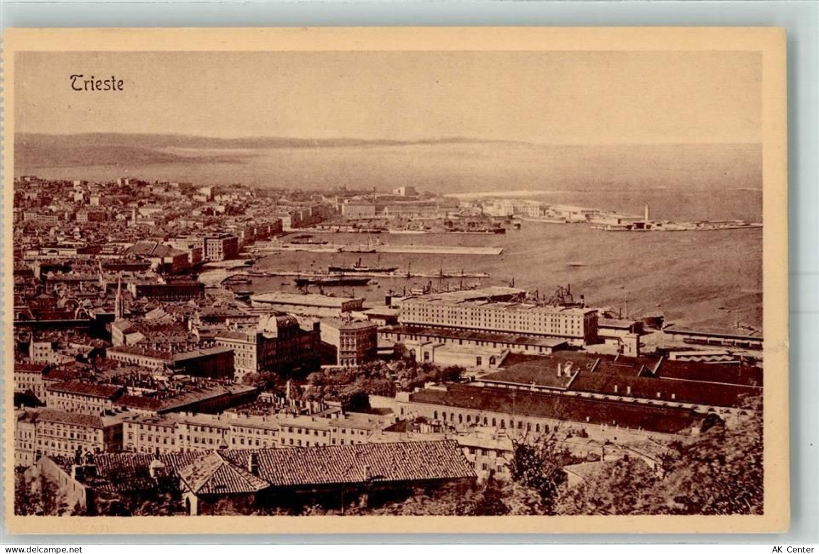 34100 Trieste / Triest / Trst - Hafen Schiffe - 10580982