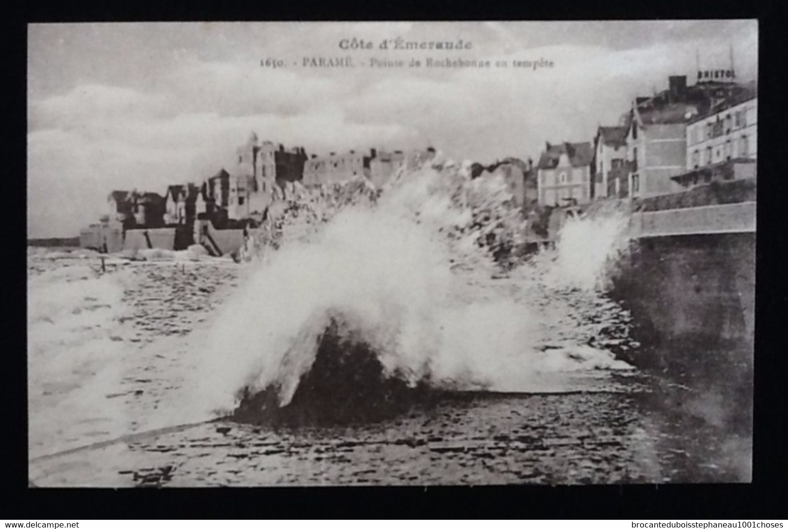 35  Paramé  Pointe de Rochebonne en tempête