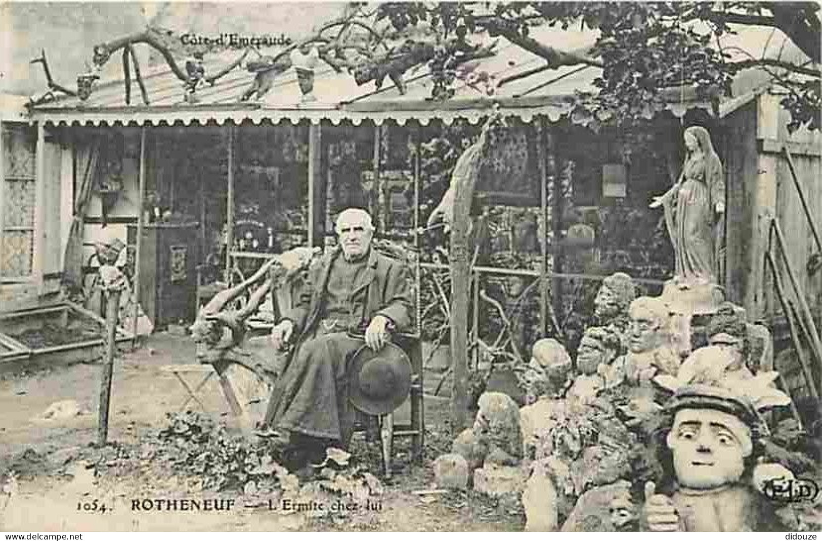 35 - Rotheneuf - L'Ermite chez lui - Animée - CPA - Voir Scans Recto-Verso