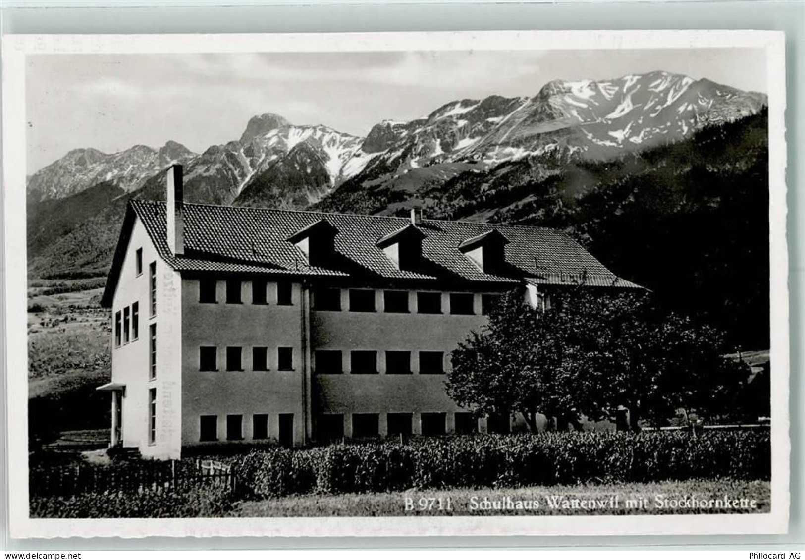 3665 Wattenwil - Schulhaus mit Stockhornkette - 13223257