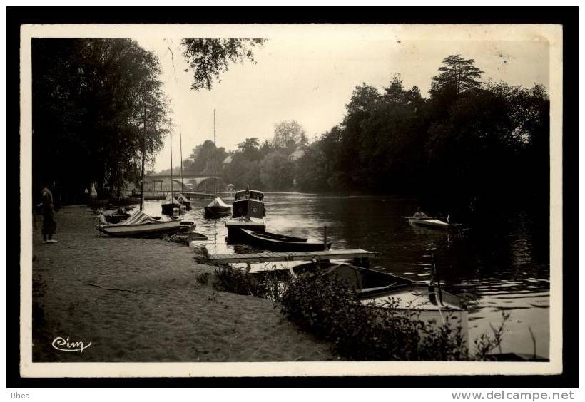 37 Saint-Avertin cercle nautique D37D K37208K C37208C RH071142