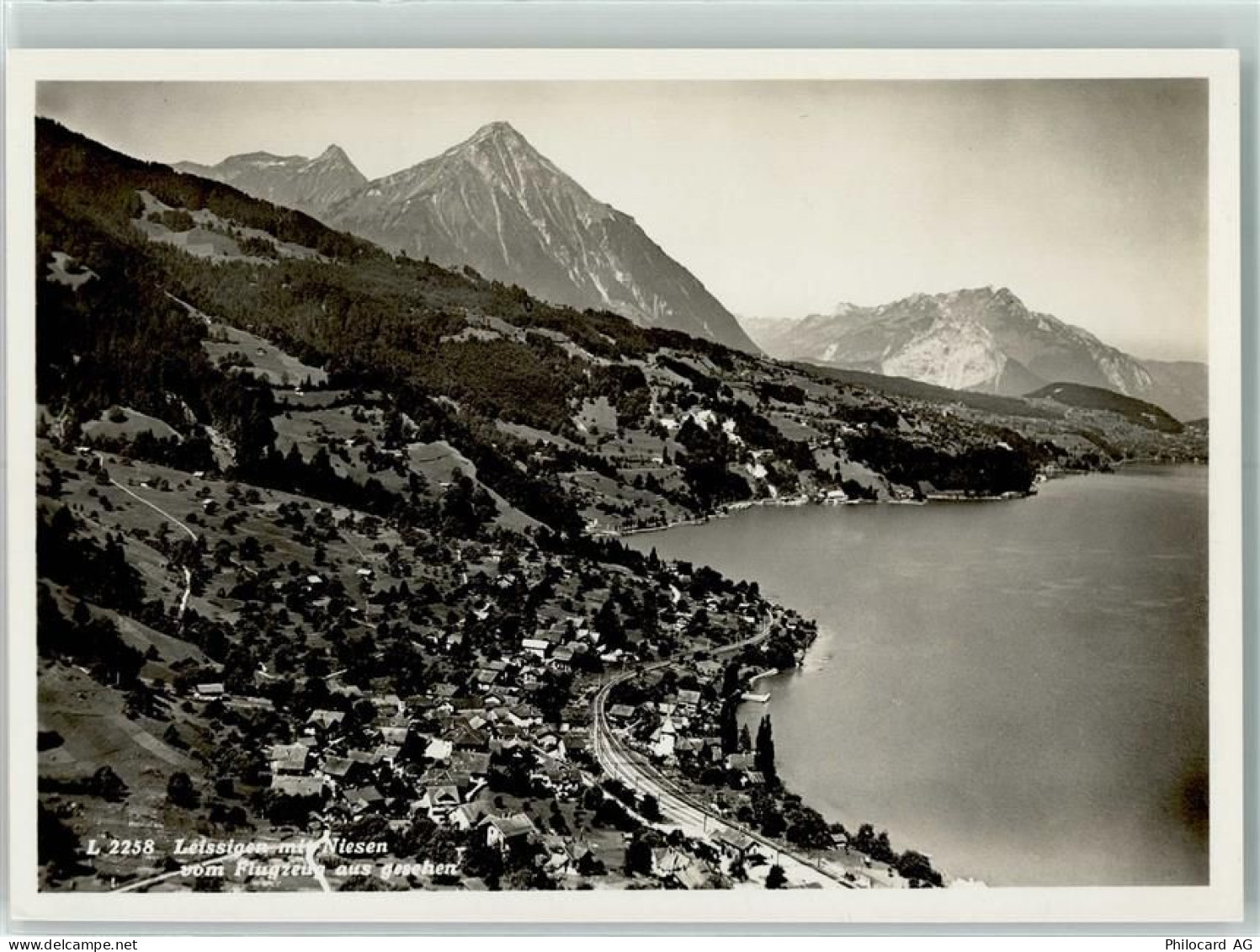 3706 Leissigen - Fliegeraufnahme Leissigen mit Niesen Thunersee - 13137603