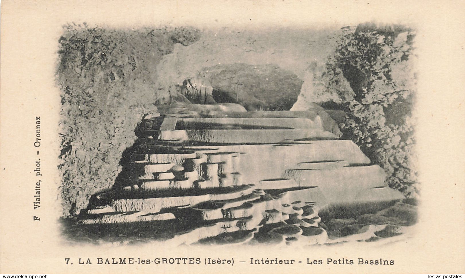 38 LA BALME LES GROTTES