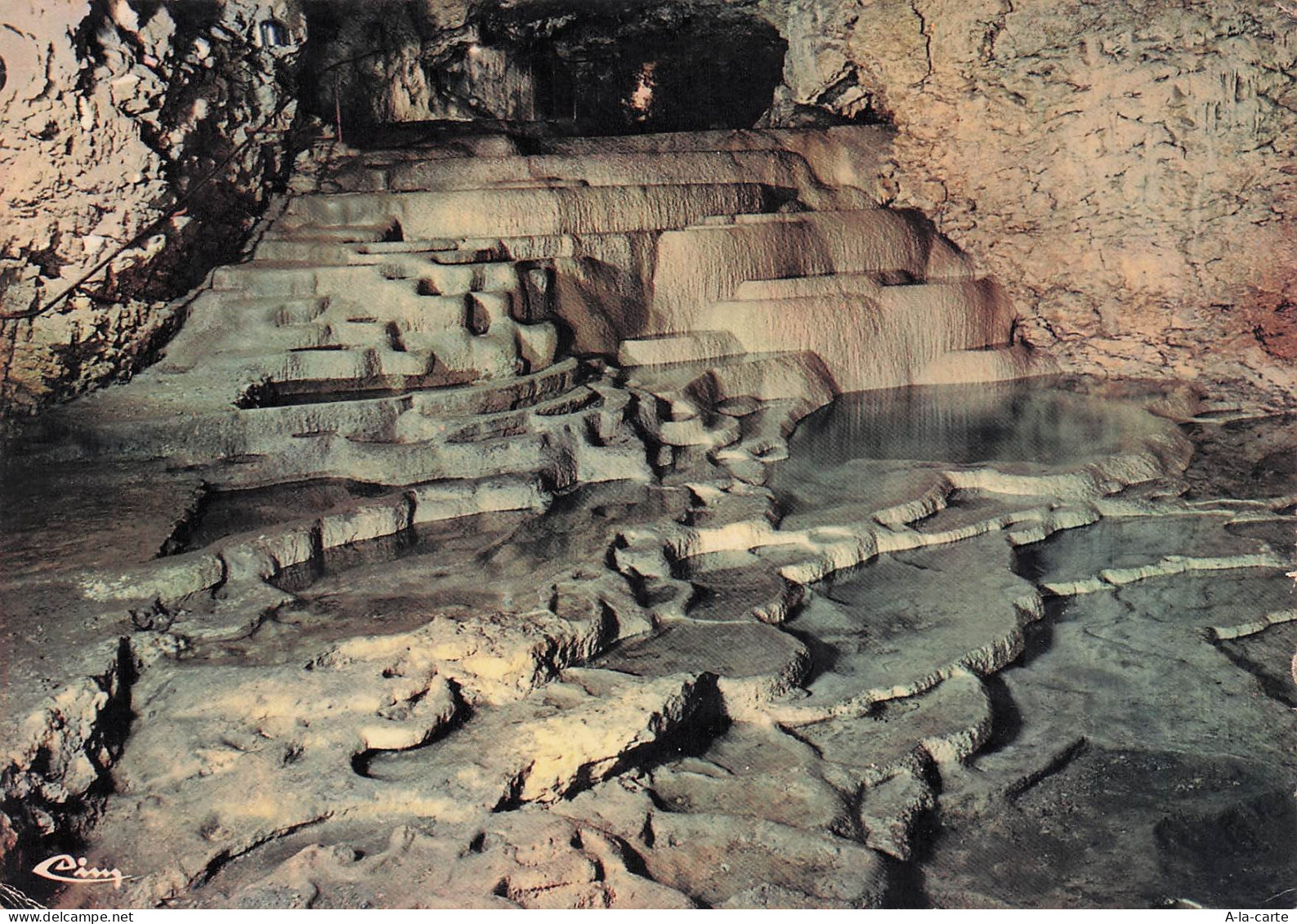38 LA BALME LES GROTTES GROTTES DE LA BALME