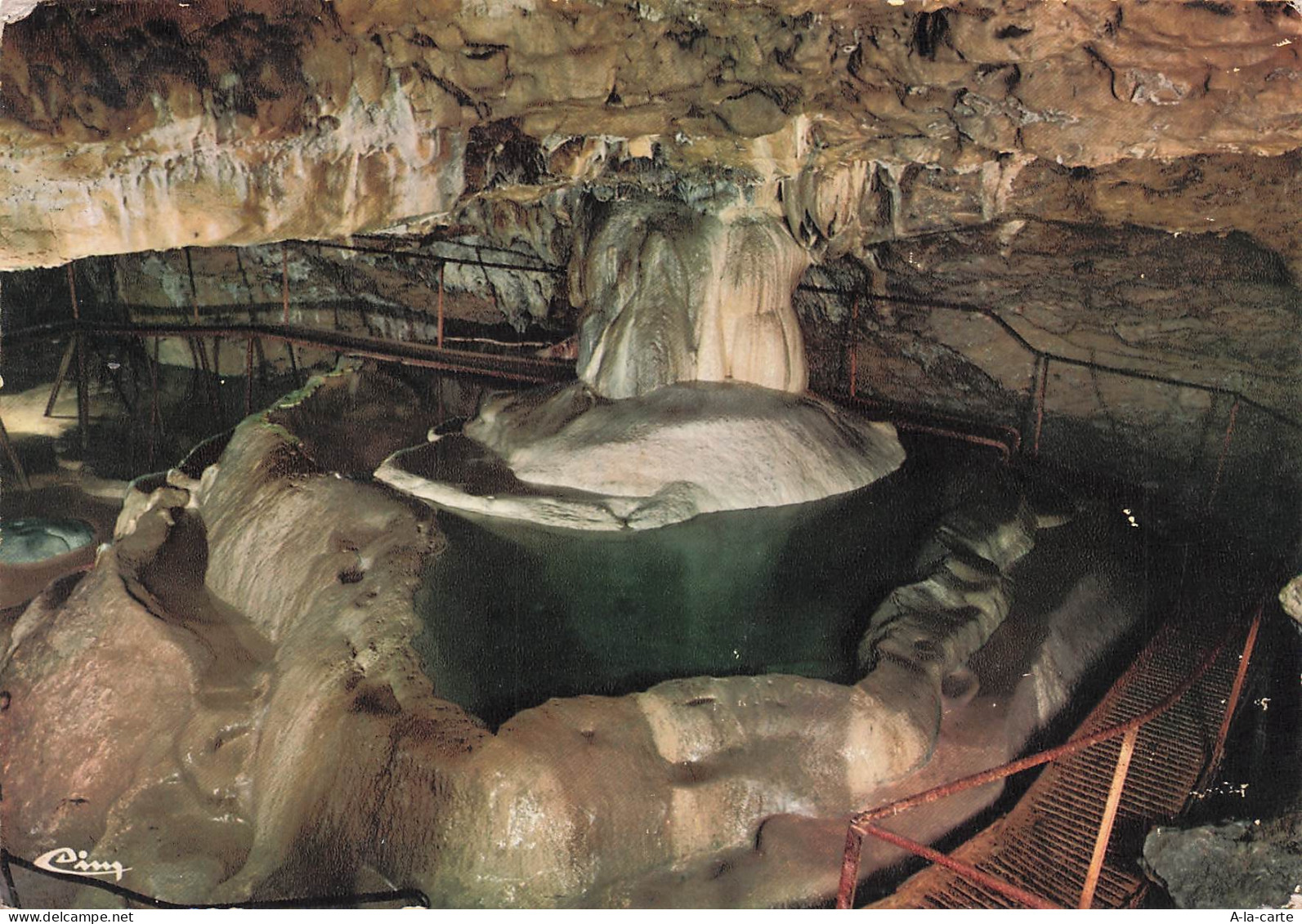 38 LA BALME LES GROTTES GROTTES DE LA BALME