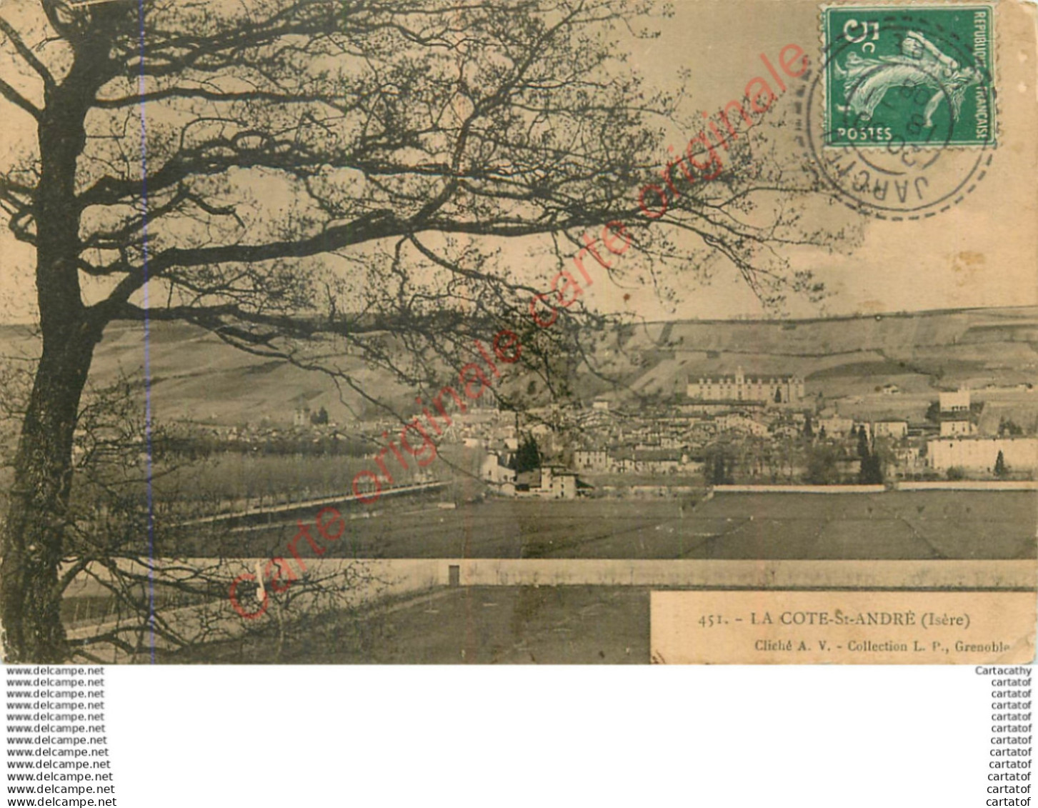 38.  LA COTE SAINT-ANDRE .