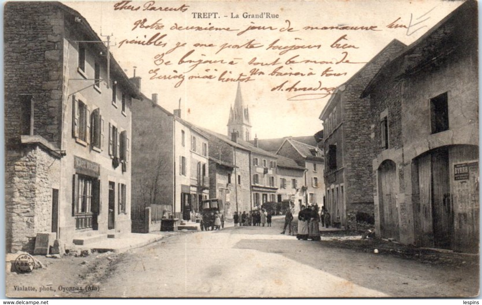 38 - La TOUR du PIN --  La Grande rue