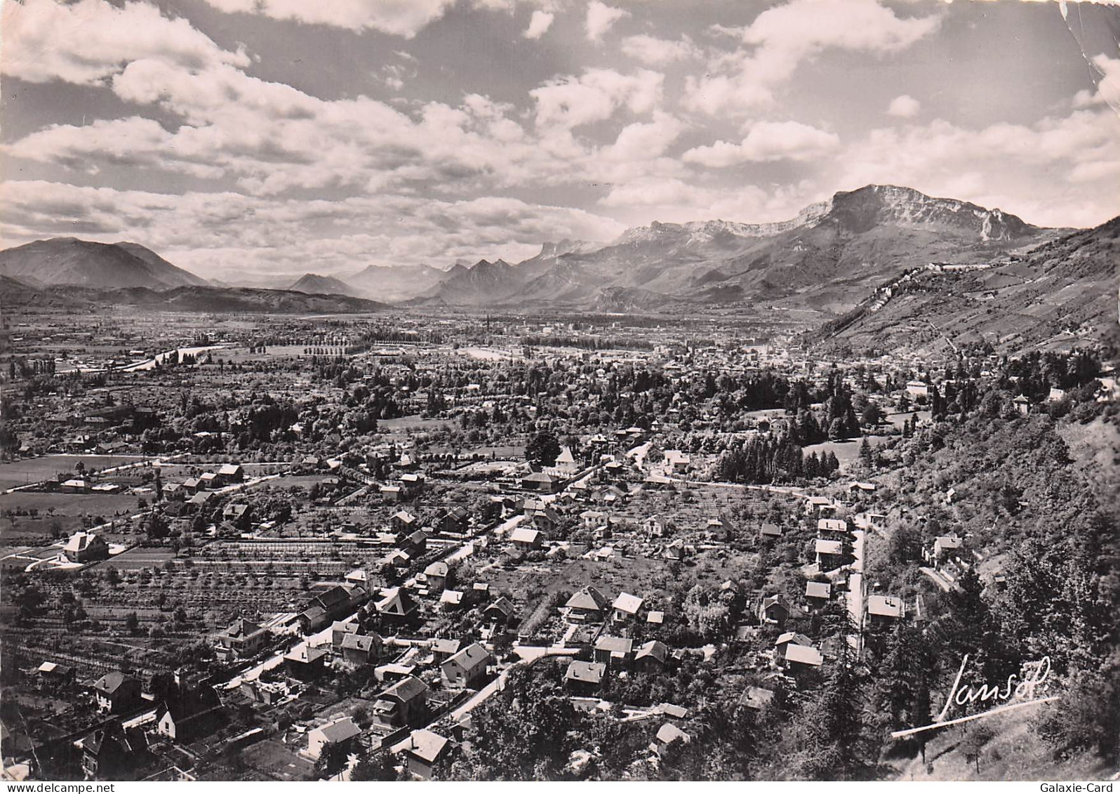 38 LA TRONCHE MONTFLEURY