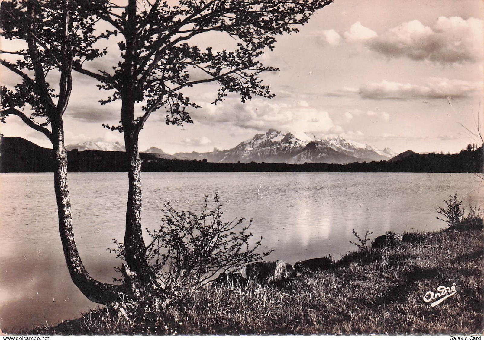 38 LAFFREY LACS DE LAFFREY