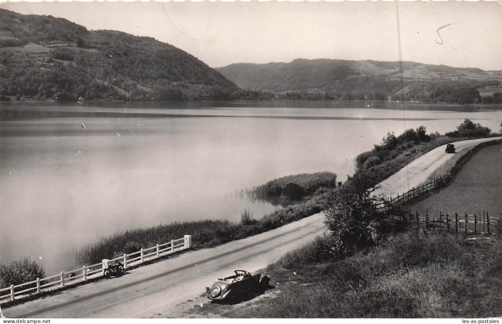 38 PALADRU LA ROUTE ENTRE PALADRU ET CHARAVINES