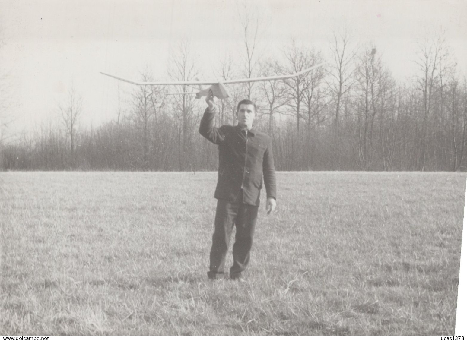 38 / SAINT ANDRE LE GAZ / LES ABRETS / AEROMODELISME  / GRANDE PHOTO ODETTE FAURE / LES ABRETS  / ANNEES 50.80 /