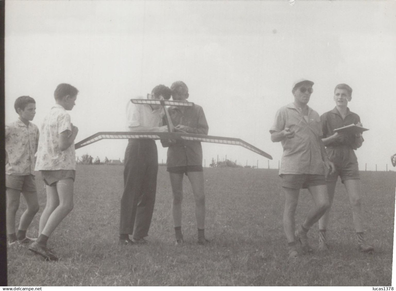 38 / SAINT ANDRE LE GAZ / LES ABRETS / AEROMODELISME  / GRANDE PHOTO ODETTE FAURE / LES ABRETS  / ANNEES 50.80 /