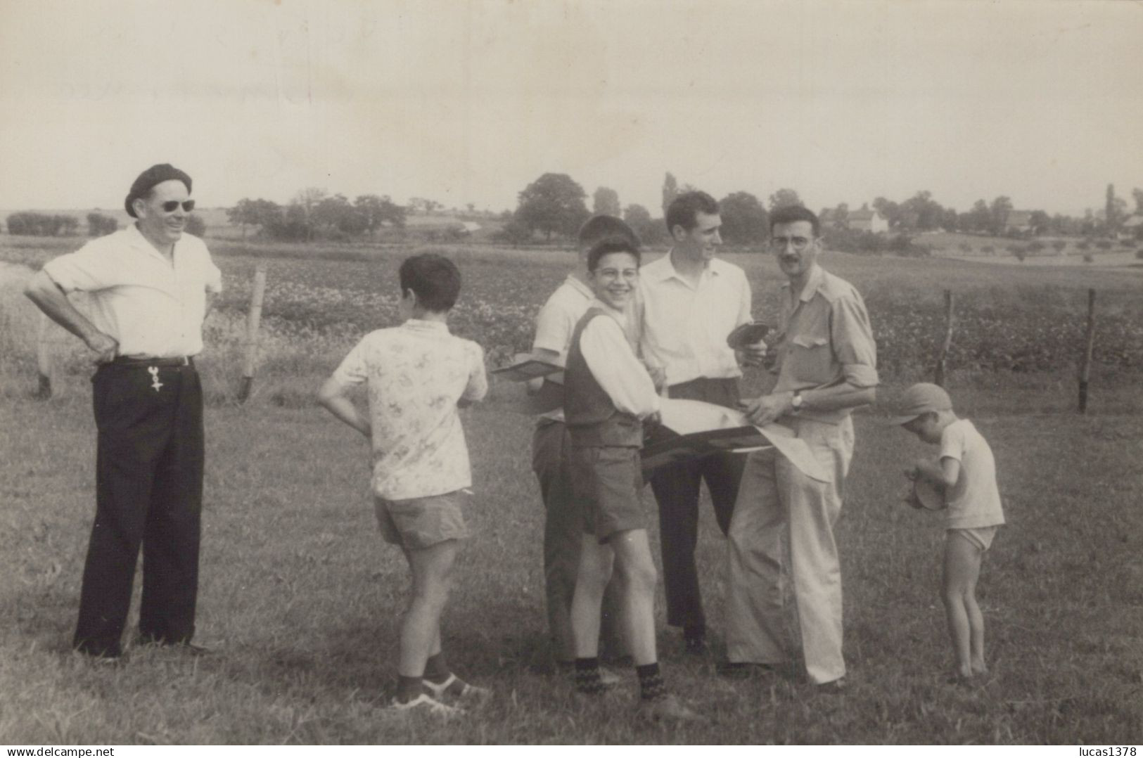 38 / SAINT ANDRE LE GAZ / LES ABRETS / AEROMODELISME  / GRANDE PHOTO ODETTE FAURE / LES ABRETS  / ANNEES 50.80 /