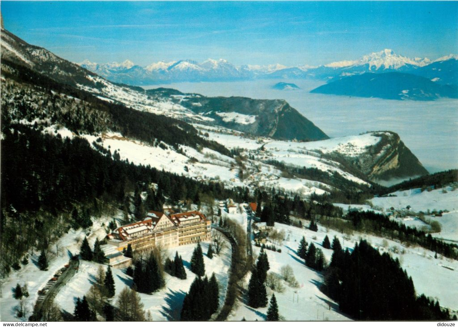 38 - Saint Hilaire du Touvet - Centre Médical Rocheplane - Vue aérienne - Hiver - Neige - CPM - Carte Neuve - Voir Scans
