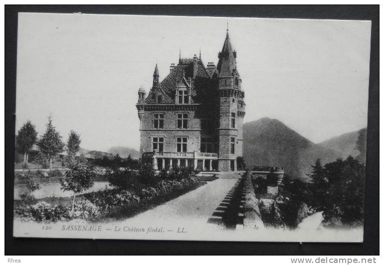 38 Sassenage chateau    D38D  C38474C RH038487