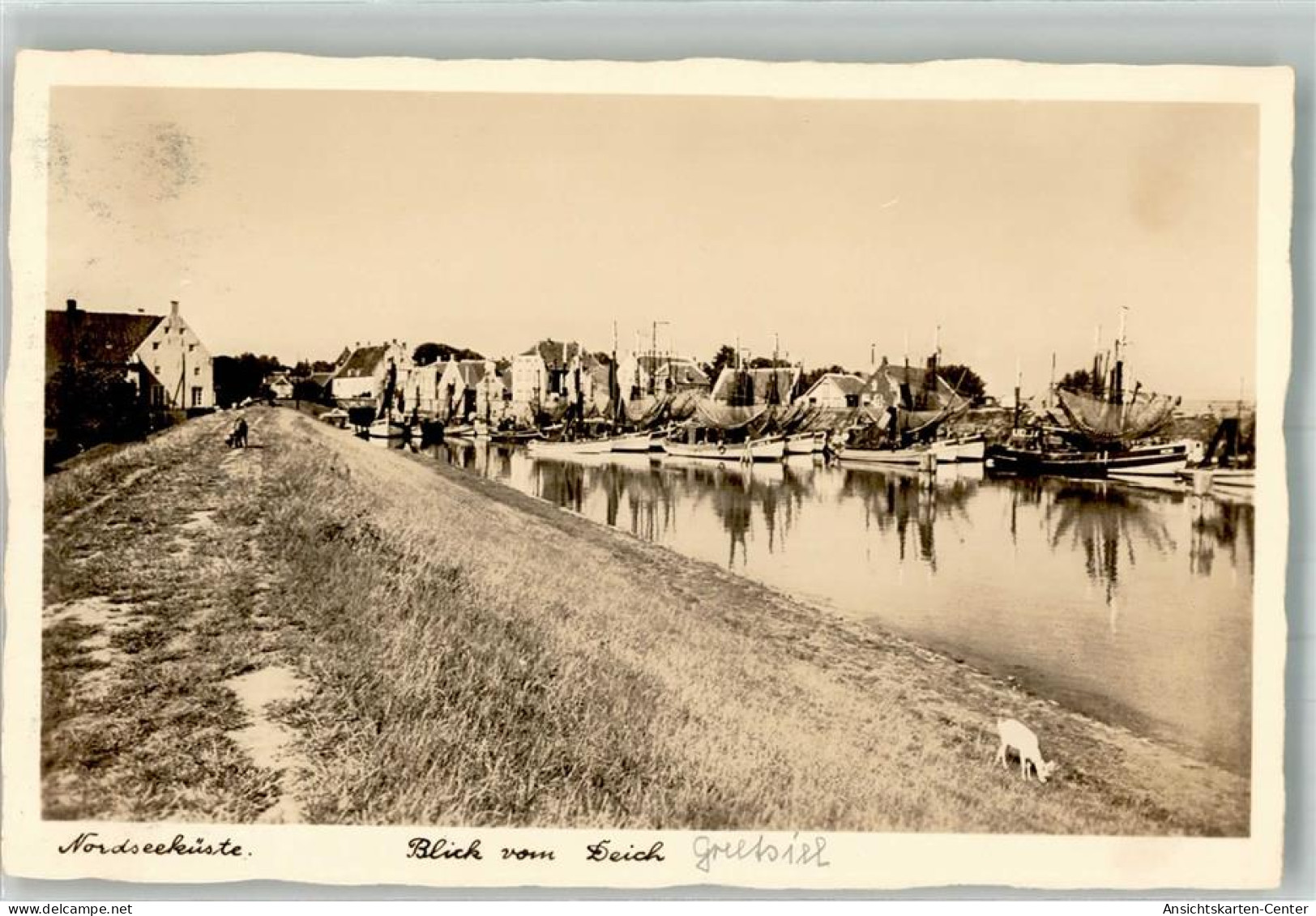 38007020 - Greetsiel