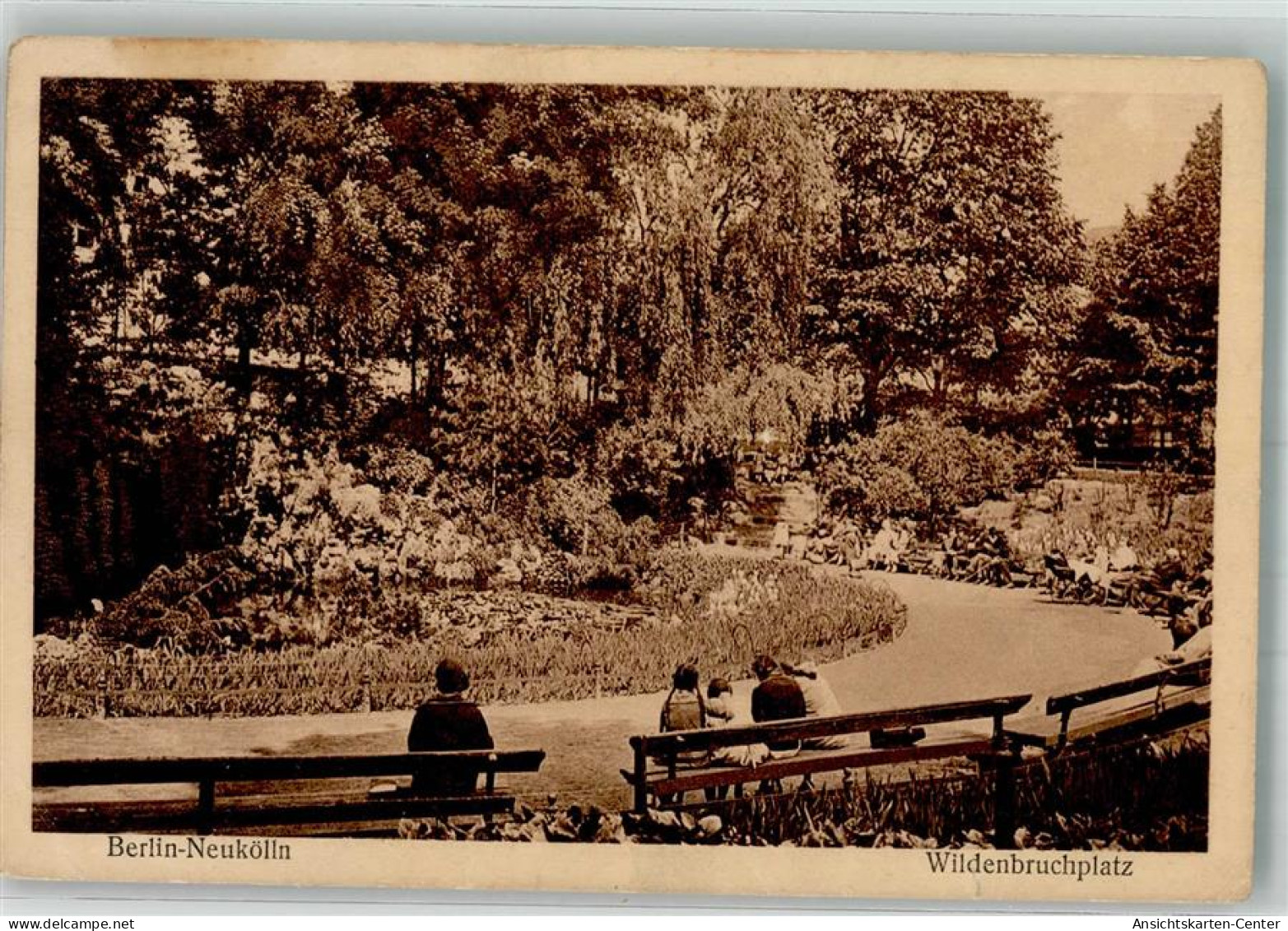 38037232 - Neukoelln