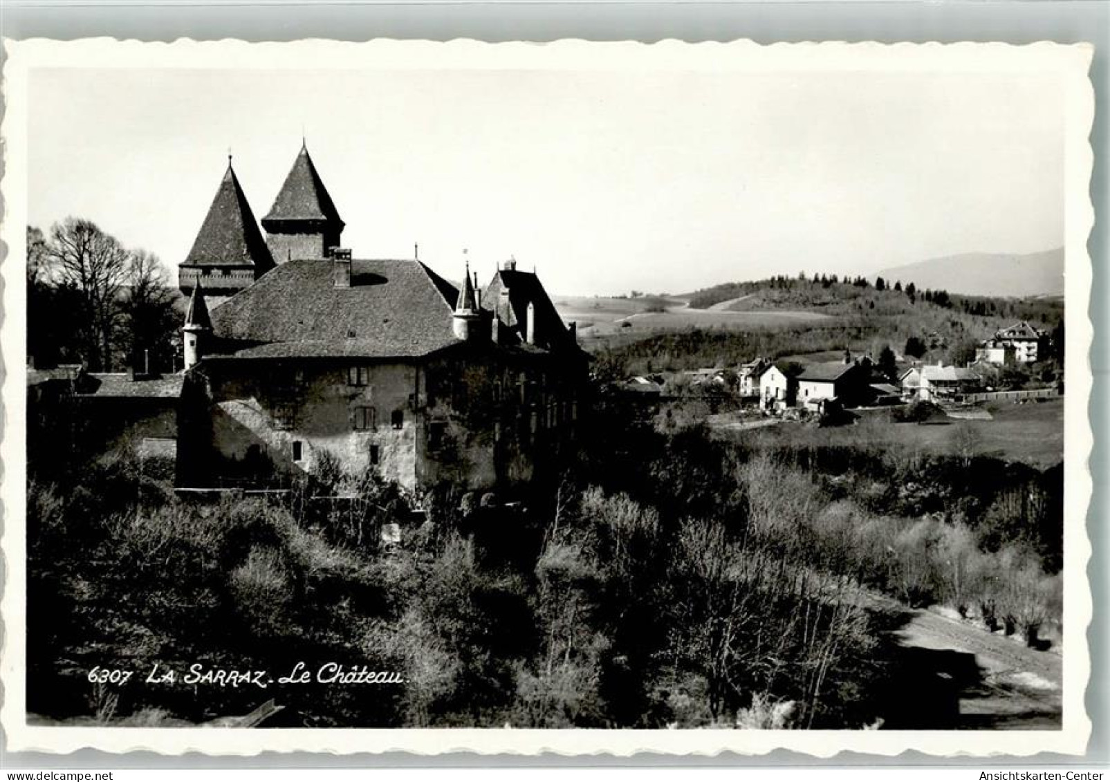 38067646 - La Sarraz