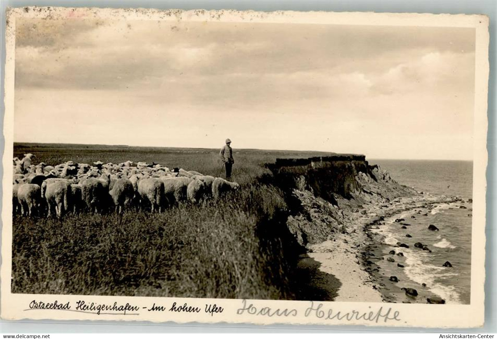 38136573 - Heiligenhafen , Holst