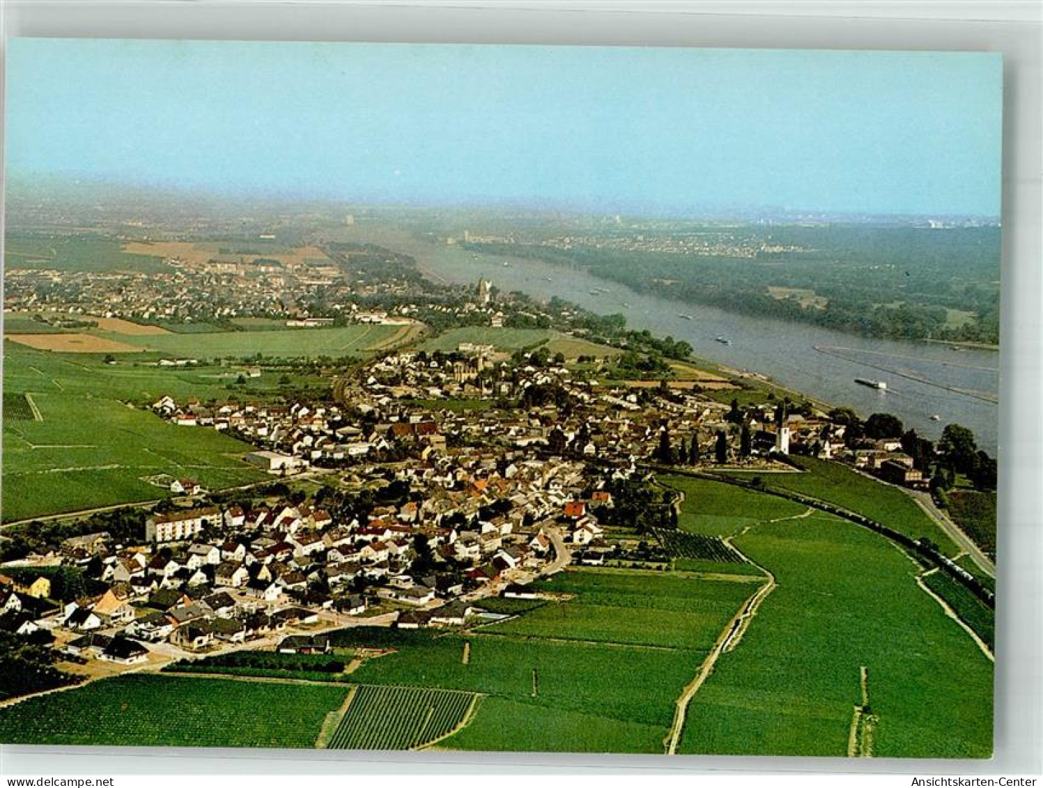 38143270 - Erbach , Rheingau
