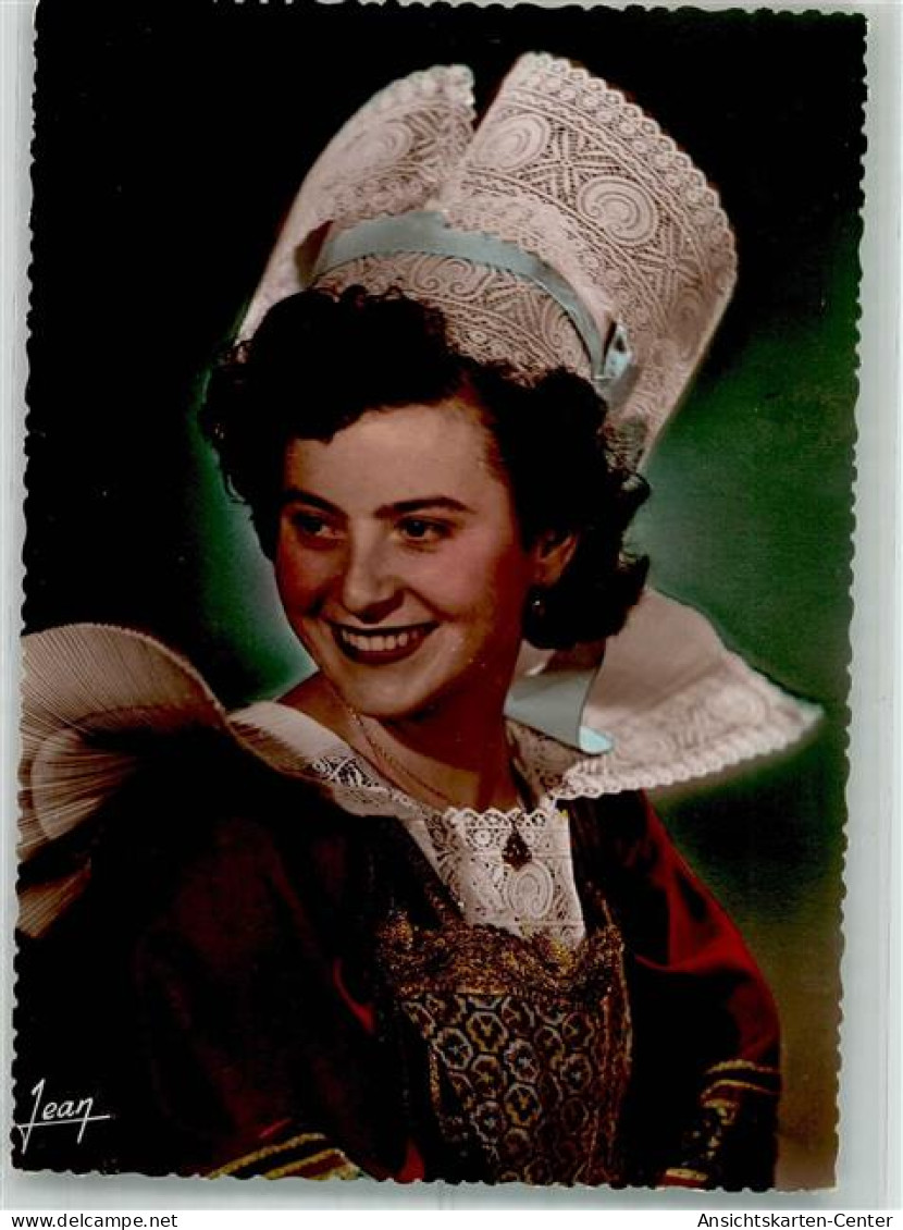 38164381 - Pont-Aven