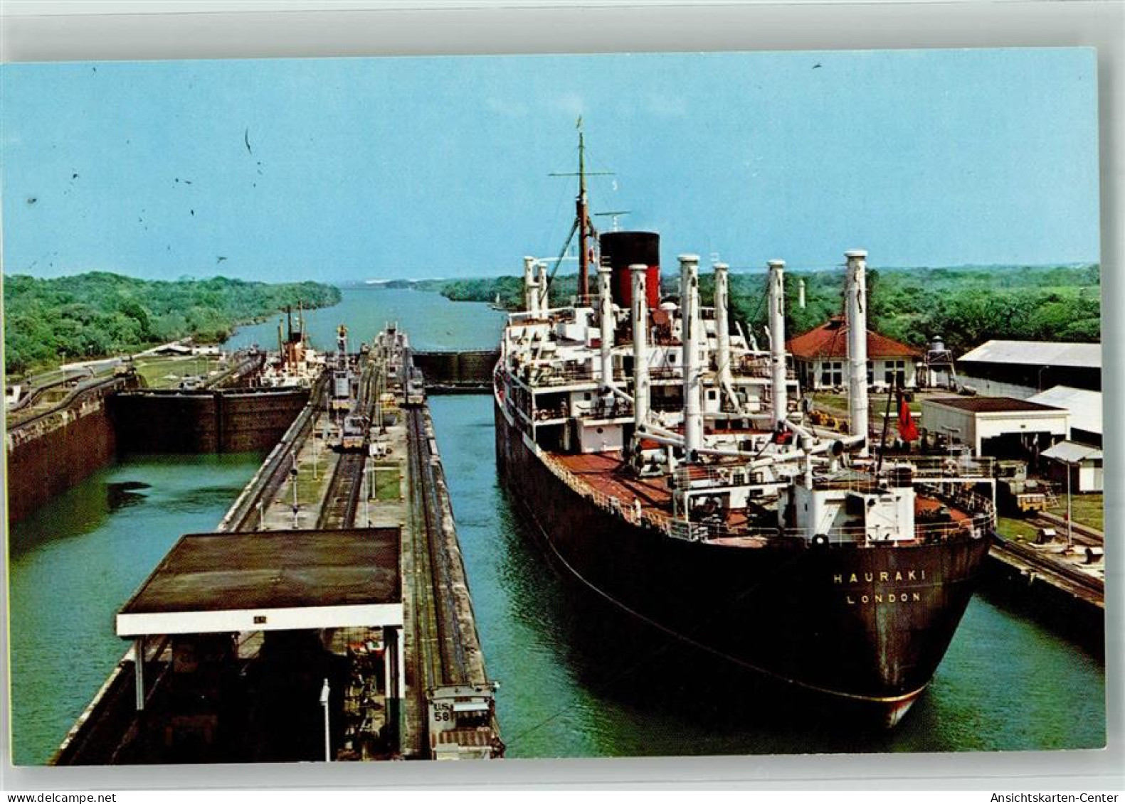 38184367 - Panama City