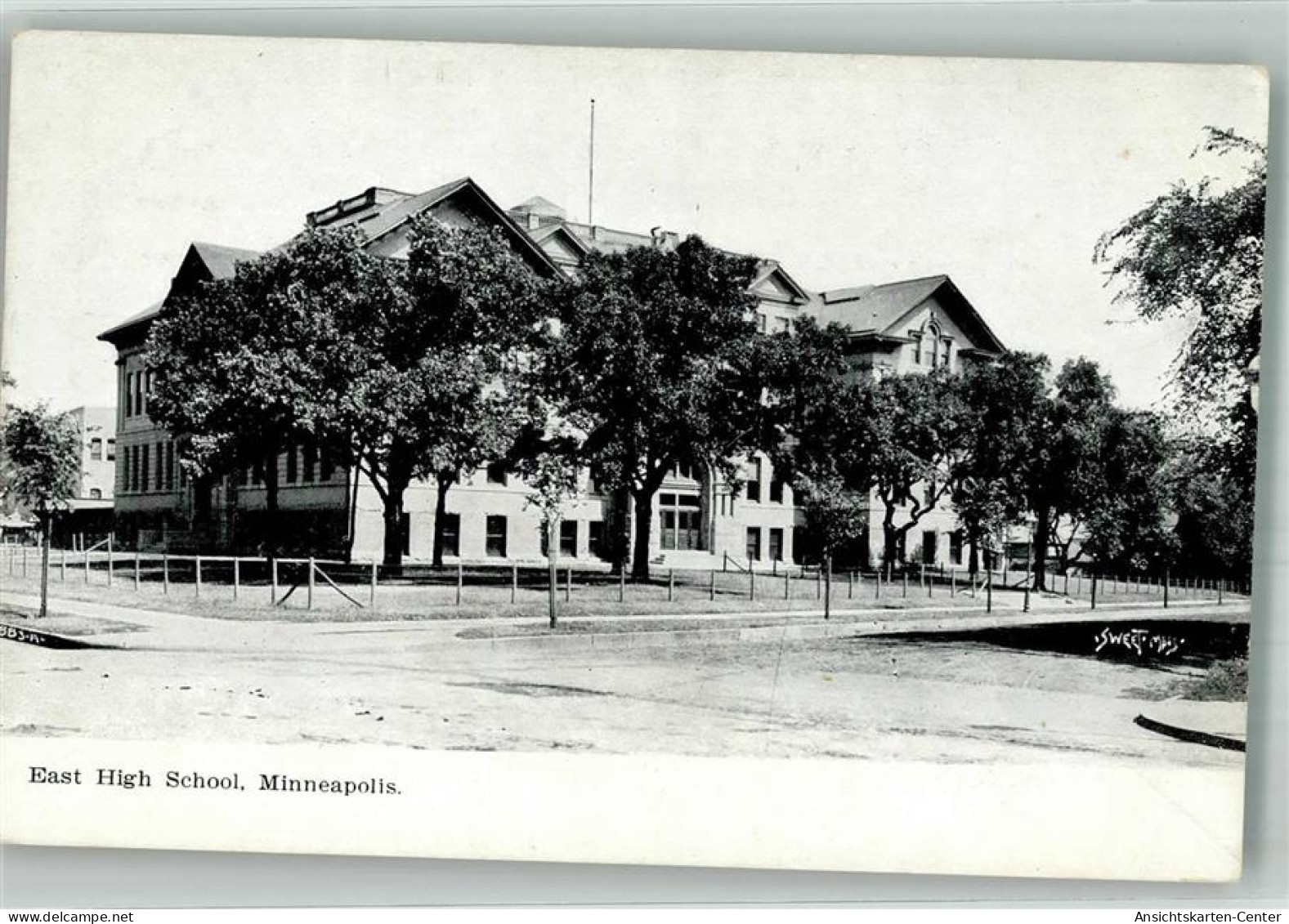 38184692 - Minneapolis