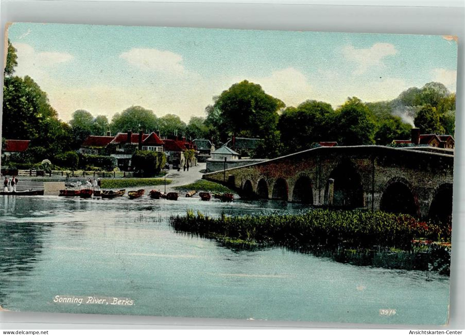 38185702 - Reading Berkshire