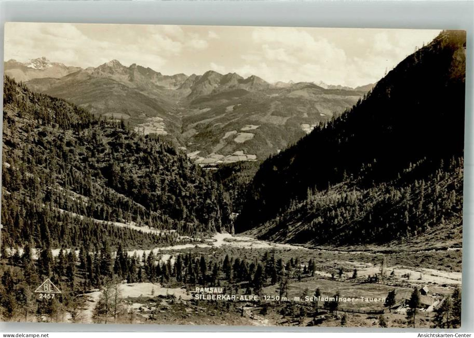 38187758 - Ramsau am Dachstein