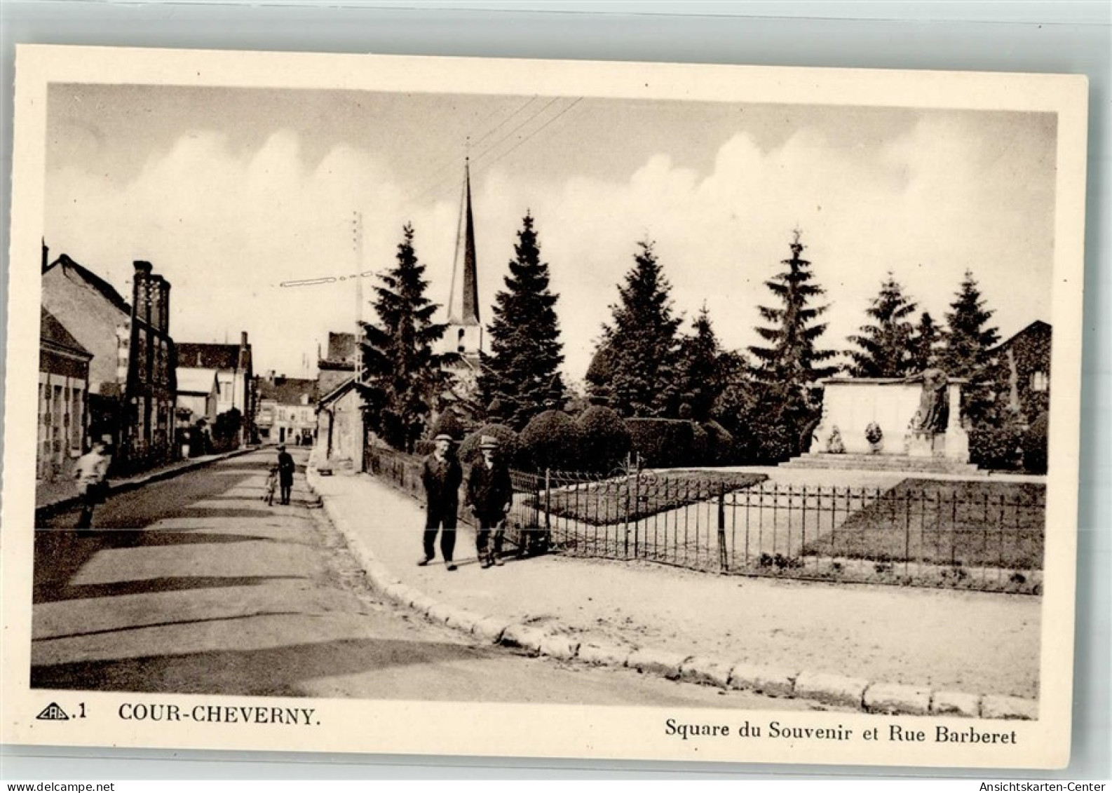 38221544 - Cour-Cheverny