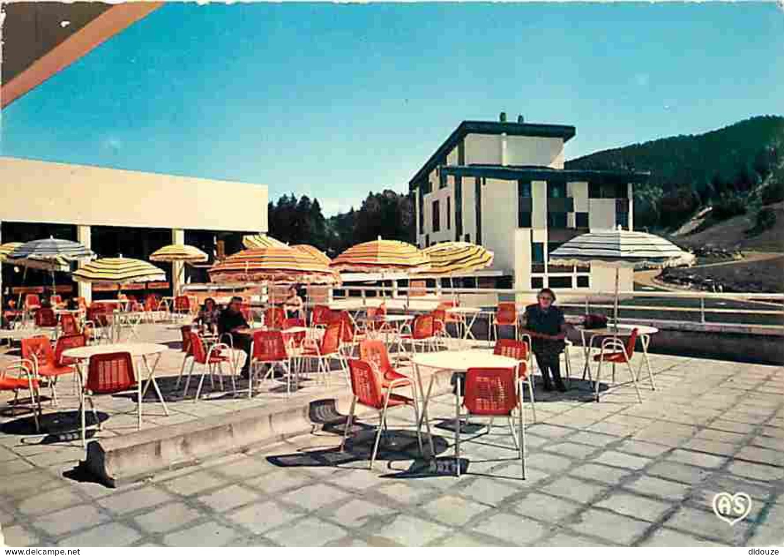 39 - Septmoncel - Village Vacances de Lamoura - La Combe du Lac - La Terrasse - CPM - Voir Scans Recto-Verso