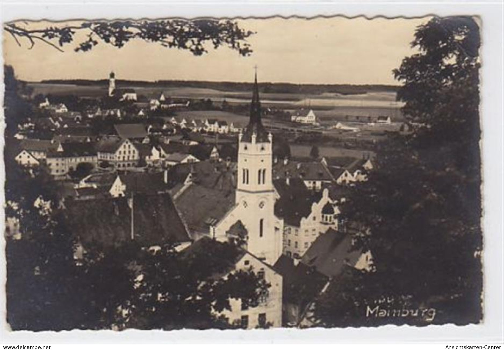 39022628 - Mainburg. Teilansicht mit Kirche. 1941 Feldpost kleiner Knick an der rechten oberen Ecke  Leichte Abschuerfu