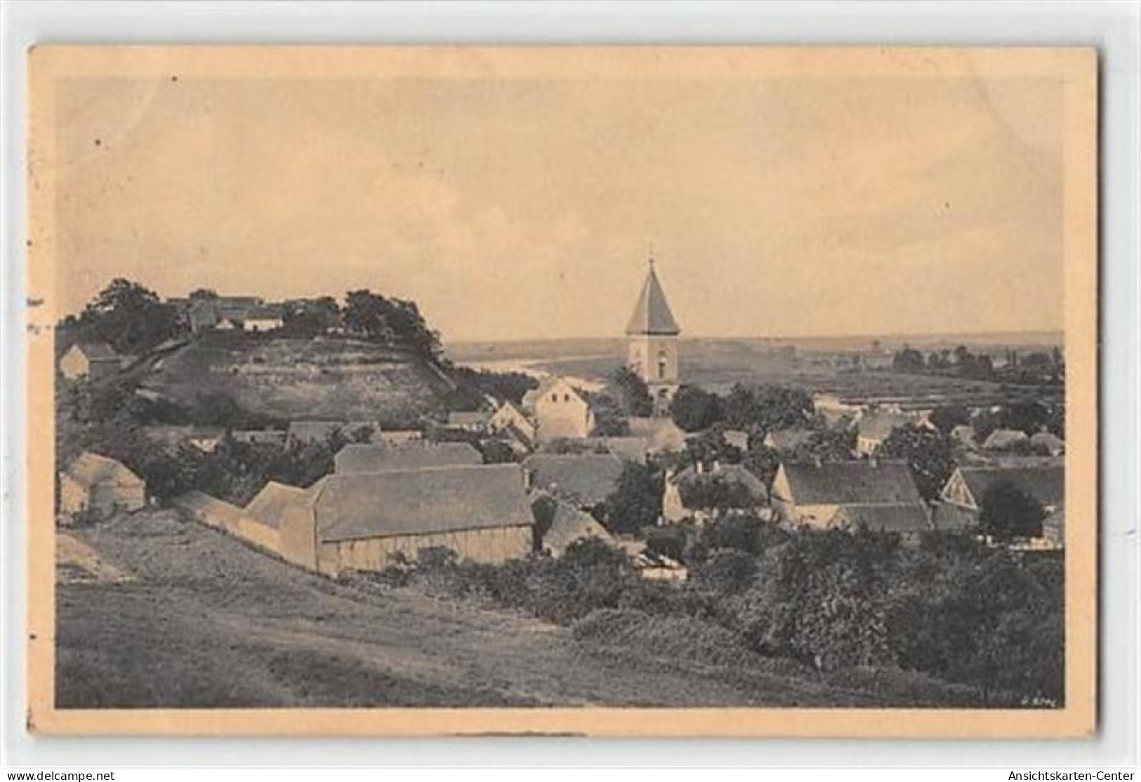 39107487 - Lebus. Teilansicht mit Kirche gelaufen. Ecken mit Albumabdruecken, leichte Stempelspuren, sonst gut erhalten