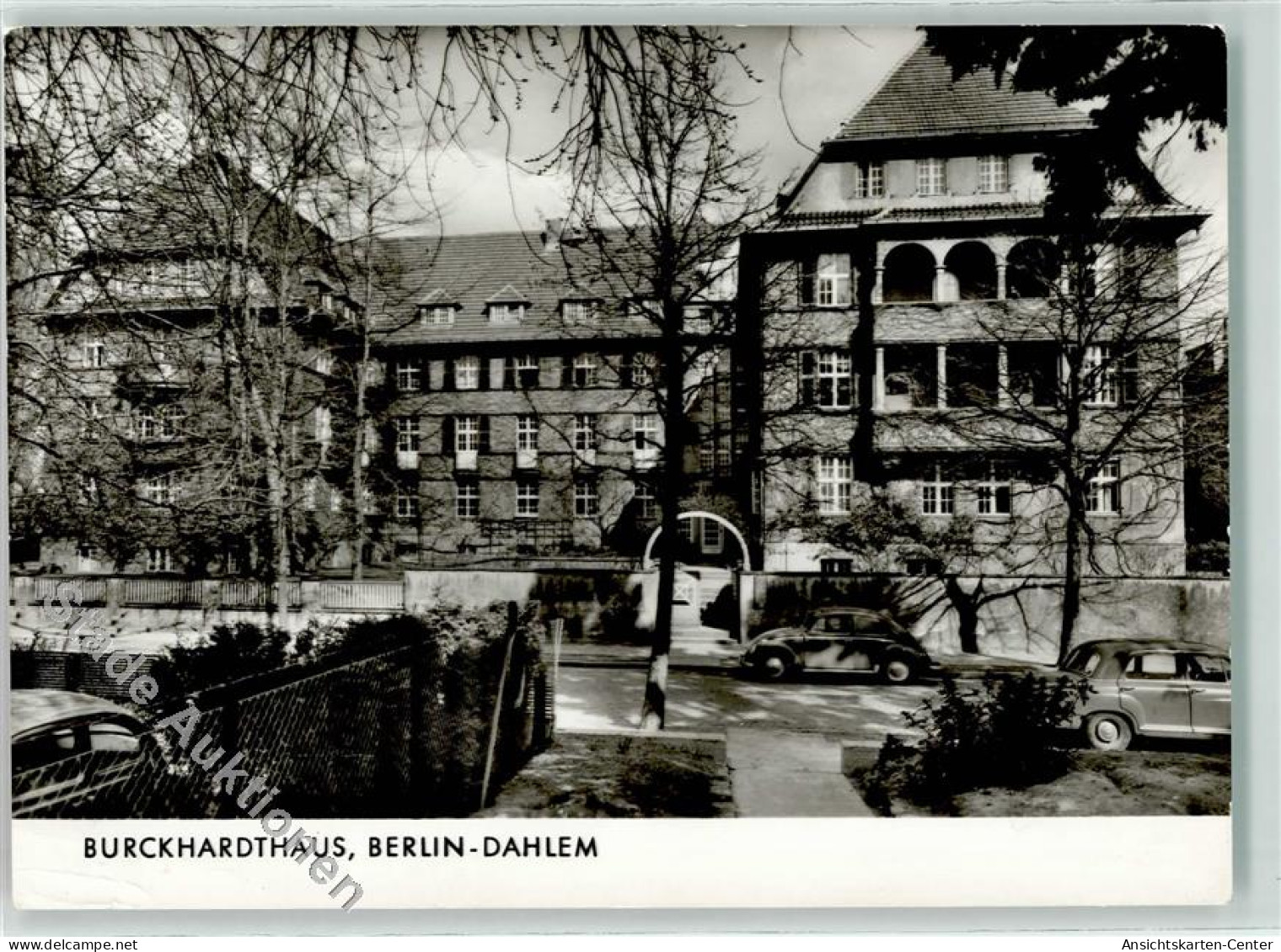 39197978 - Dahlem