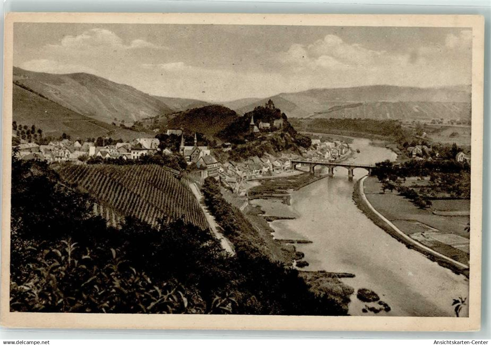 39204029 - Saarburg , Saar